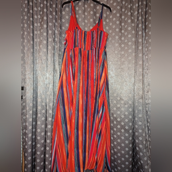 Chiffon Sleeveless Maxi 10-M/L - Picture 5 of 14